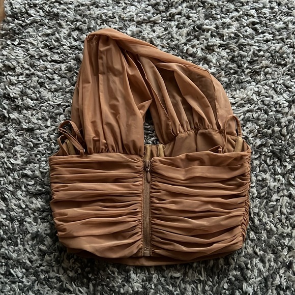 House of CB one shoulder crop top - Picture 2 of 3